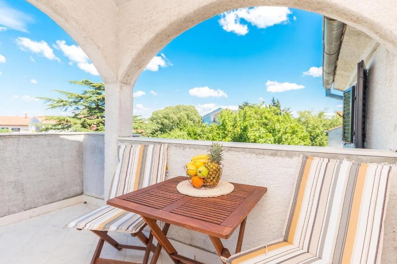 Apartment Lucija Biograd Na Moru