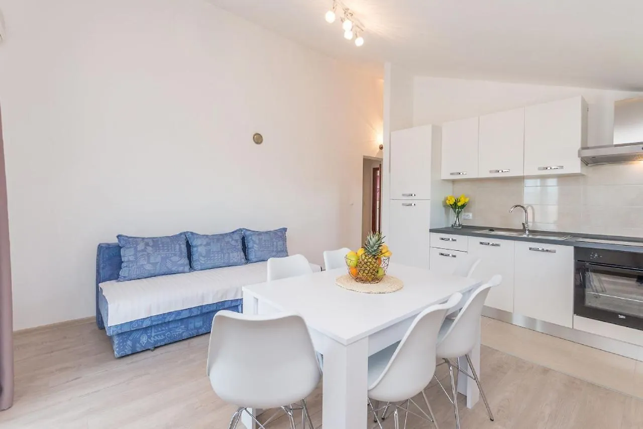 Apartment Lucija Biograd Na Moru 0*,  Κροατία